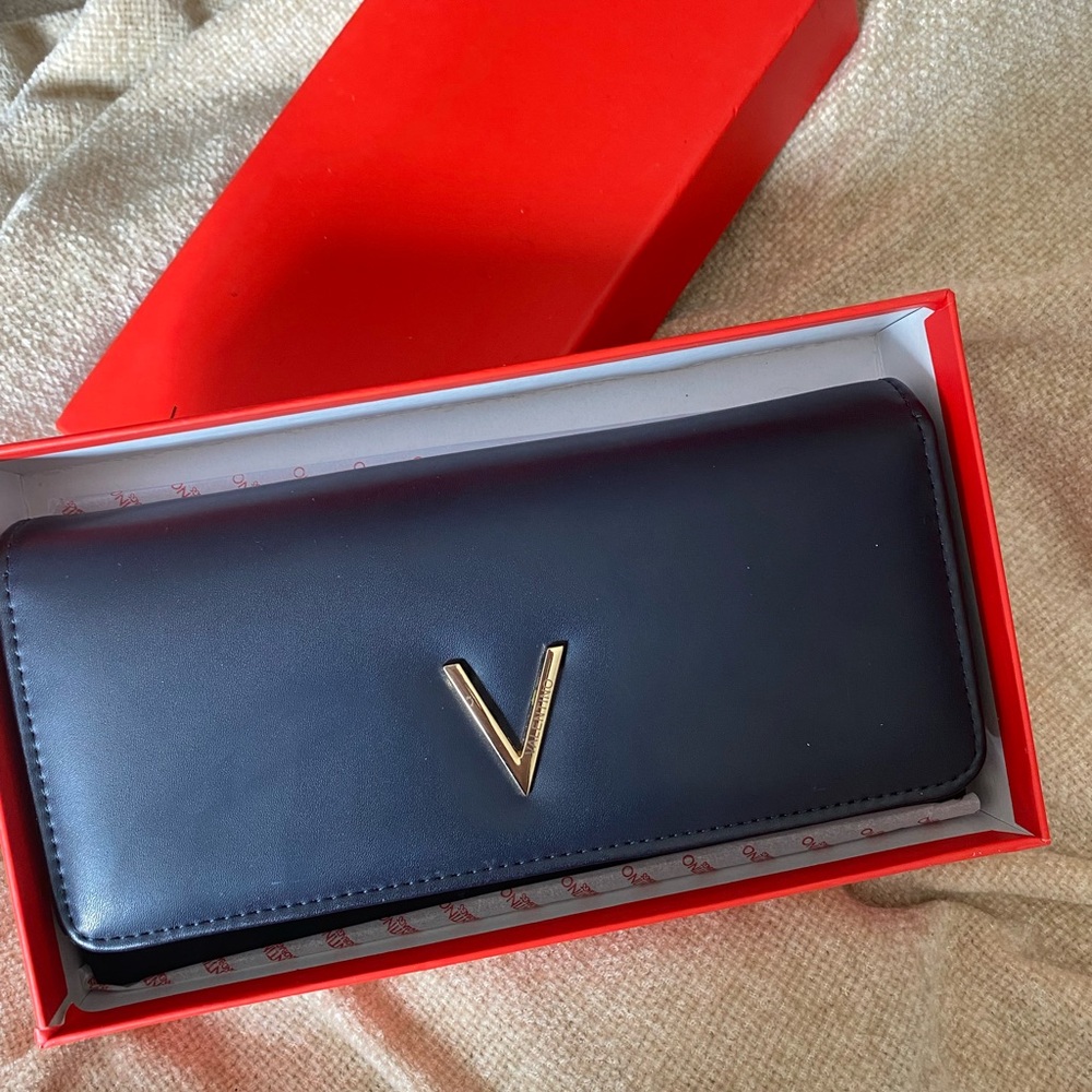 Valentino Wallet